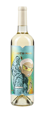 Tooth & Nail White Wine Bottle